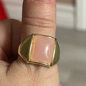 5/$25 Gold and Pink Stone Ring size 9 1/4🌸